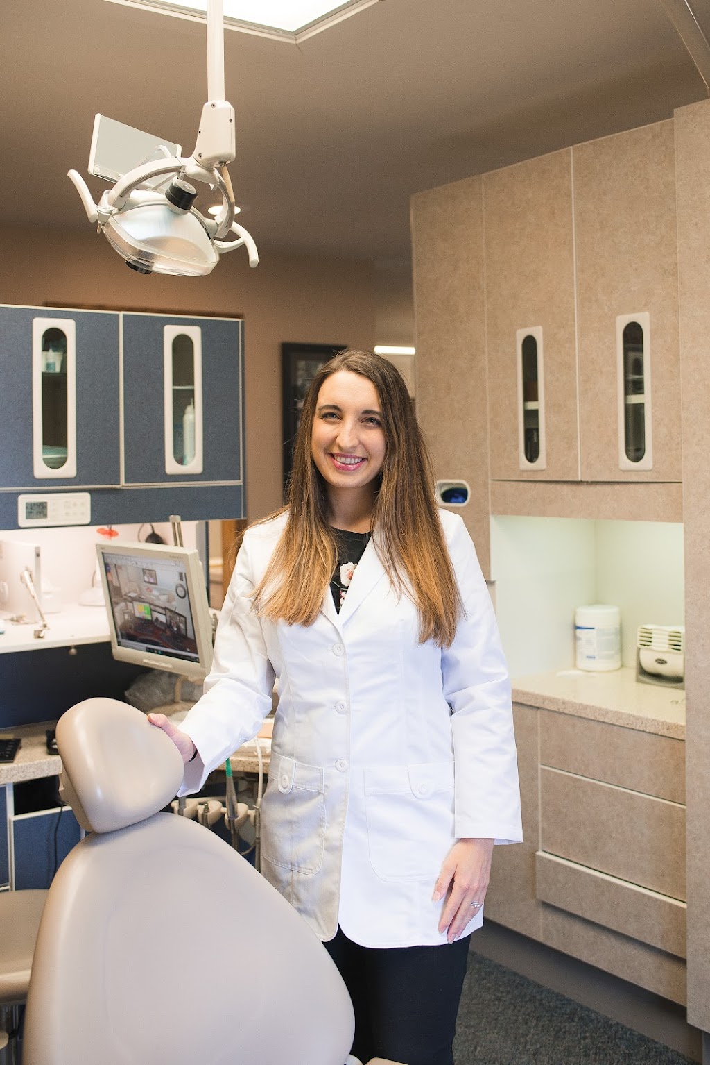 LaGrange Family Dentistry | 612 Detroit St, LaGrange, IN 46761, USA | Phone: (260) 463-2111