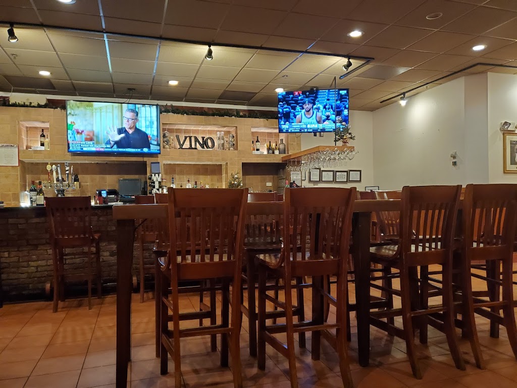 Carrabbas Italian Grill | 12192 Sunset Hills Rd, Reston, VA 20190, USA | Phone: (703) 464-7909