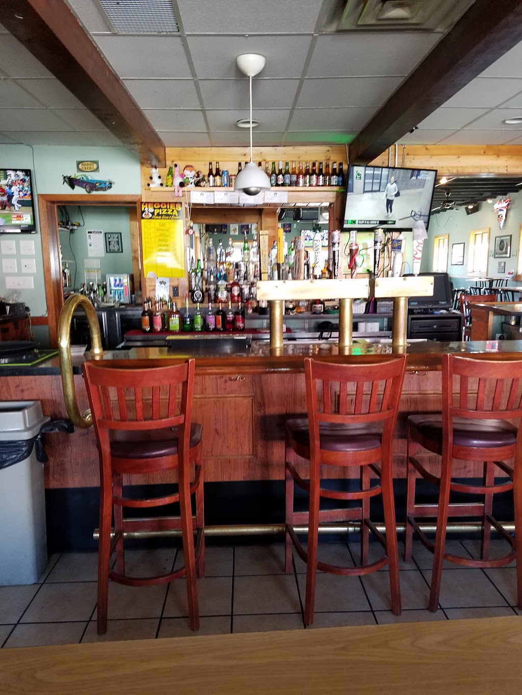 McCarrons Pub and Grill | 1986 Rice St, St Paul, MN 55113, USA | Phone: (651) 788-7362