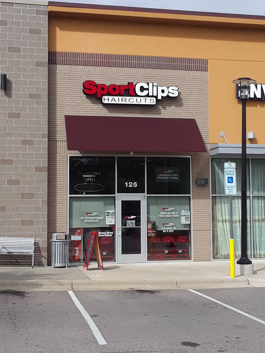 Sport Clips Haircuts of Holly Springs | 125 Grand Hill Pl, Holly Springs, NC 27540, USA | Phone: (919) 567-7420