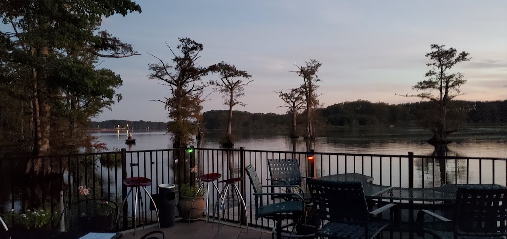 Lakeside Restaurant | 1955 Allen Rd, Lanexa, VA 23089, USA | Phone: (804) 966-7247