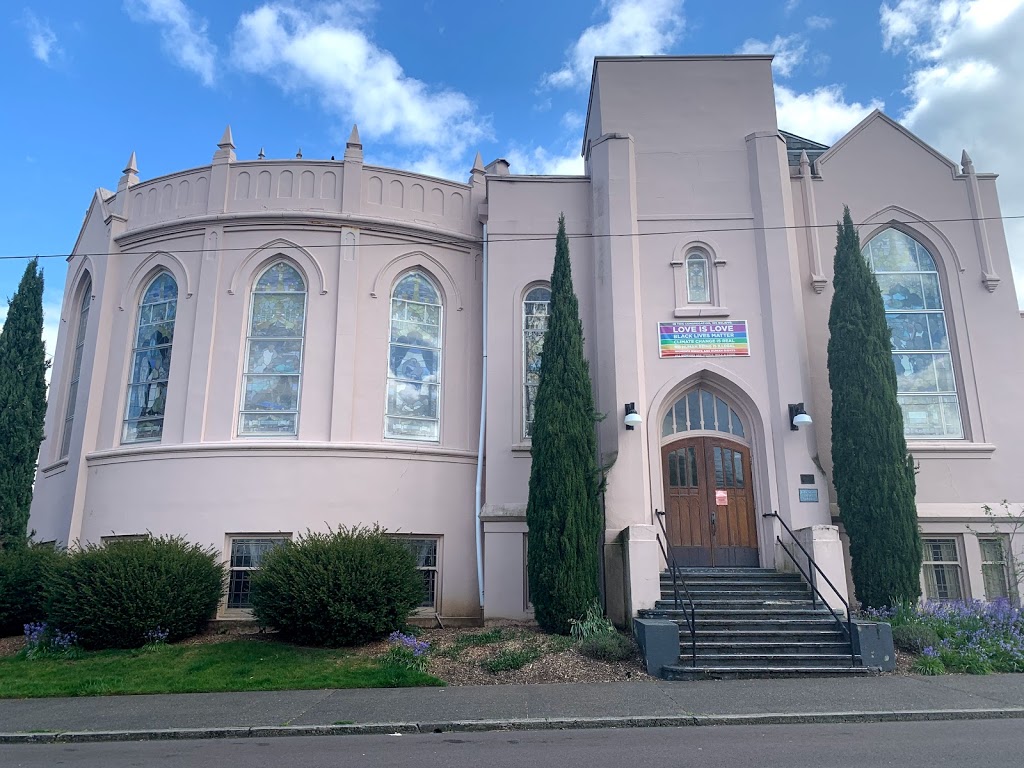 Unitarian Universalist Congregation at Willamette Falls | 710 6th St, Oregon City, OR 97045, USA | Phone: (503) 656-7296