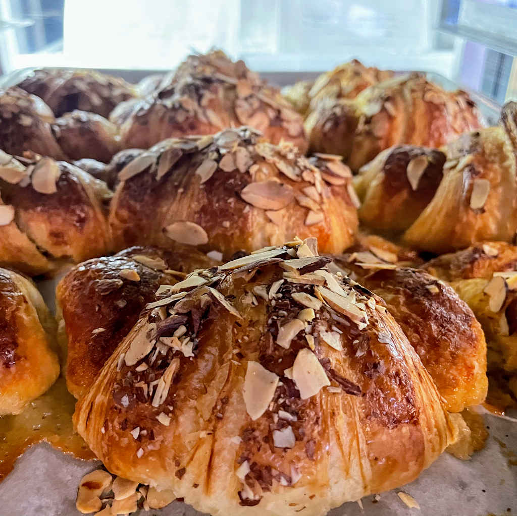 La Boulangerie Marguerite | 1279 Randolph Ave, St Paul, MN 55105, USA | Phone: (651) 699-9292