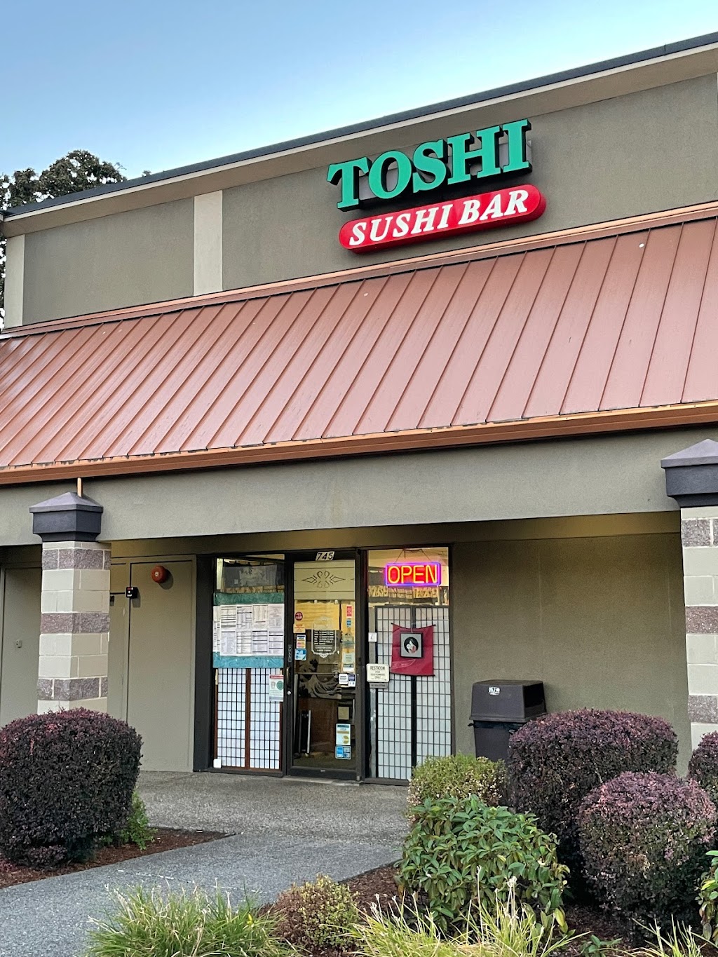 Toshi Restaurant | 745 SW 185th Ave, Beaverton, OR 97006, USA | Phone: (503) 649-8007