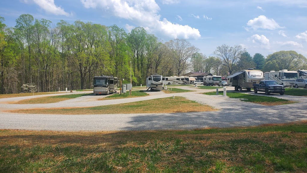 Salem Breeze RV Park | 2784 Hickory Tree Rd, Winston-Salem, NC 27127, USA | Phone: (336) 972-3200