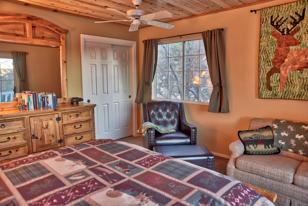 Bear Haven Cabin | 1451 Klamath Rd, Big Bear, CA 92314, USA | Phone: (661) 816-7171