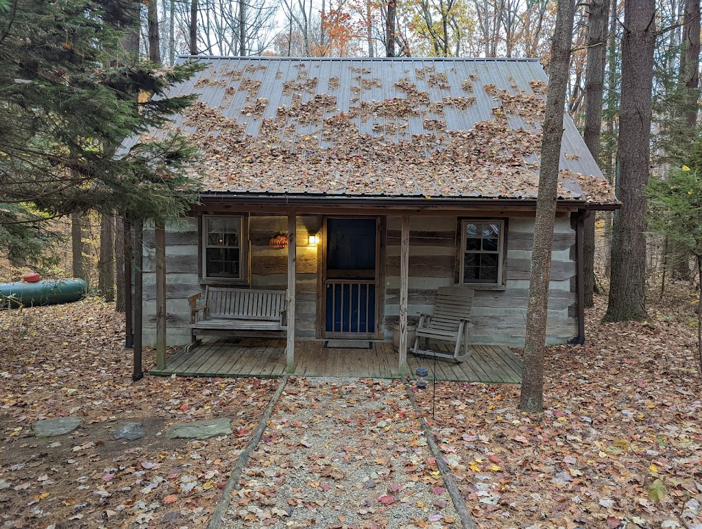 Hocking Hills Frontier Log Cabins | 18381 Thompson Ridge Rd, Laurelville, OH 43135, USA | Phone: (740) 332-6747