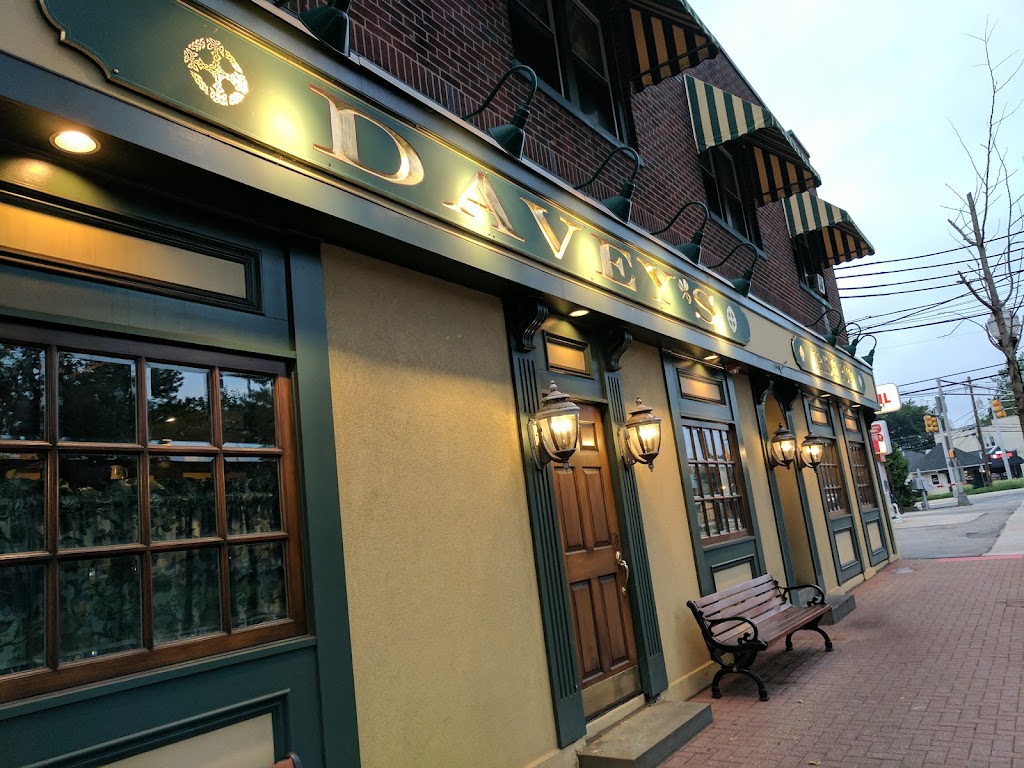 Daveys Irish Pub & Restaurant | 5 Park St, Montvale, NJ 07645, USA | Phone: (201) 391-9356