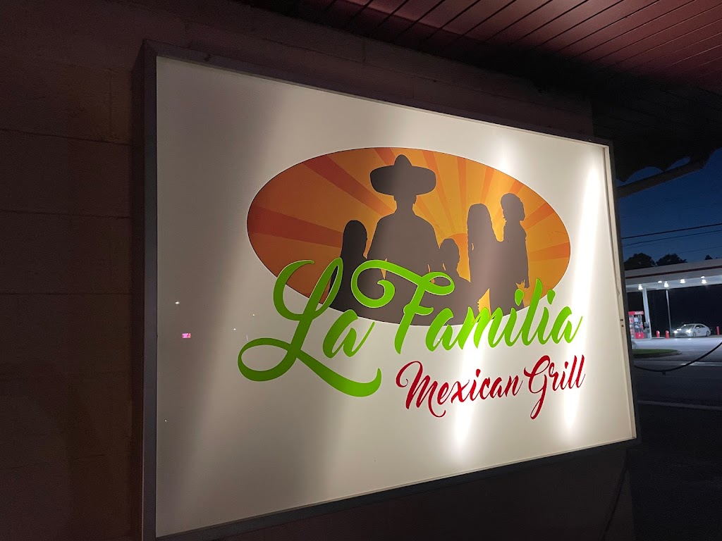 La Familia Mexican Grill | 3773 US-15, Carthage, NC 28327, USA | Phone: (910) 947-1995