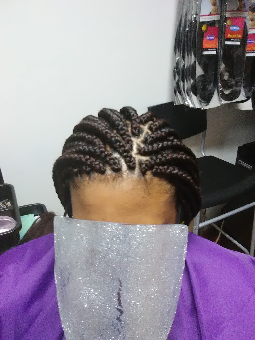 Akwaba african braid and weave | 16060 Oak Park Ave, Tinley Park, IL 60477, USA | Phone: (708) 654-5324