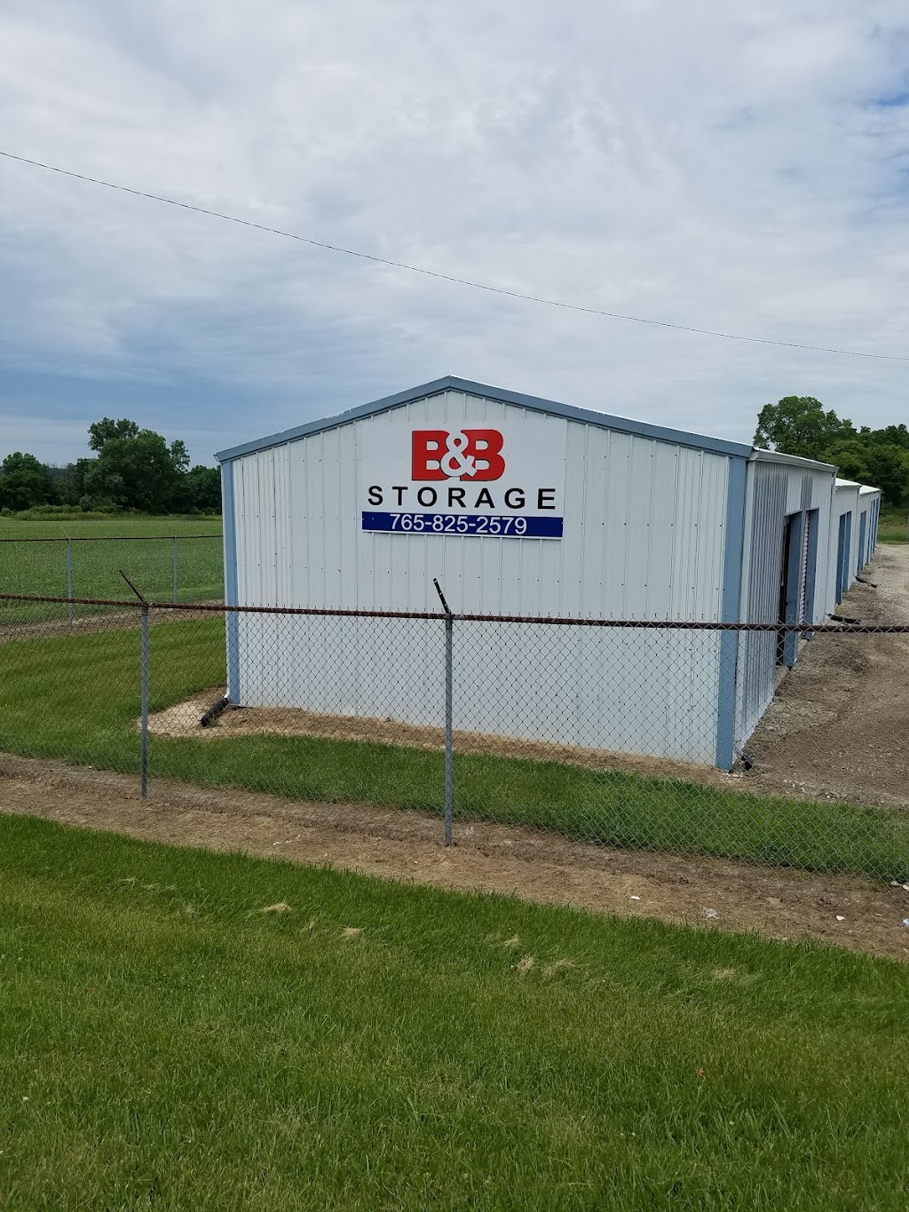 B & B Storage | 1858 E, IN-44, Connersville, IN 47331, USA | Phone: (765) 825-2579