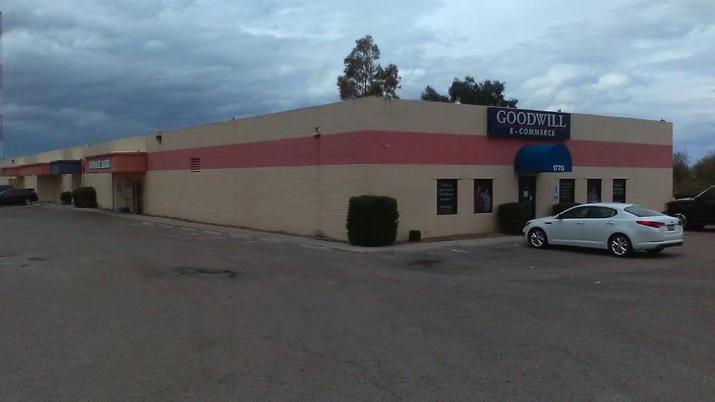Goodwill Outlet Store And Donation Center | 1770 S Cherrybell Stra, Tucson, AZ 85713, USA | Phone: (520) 623-5879