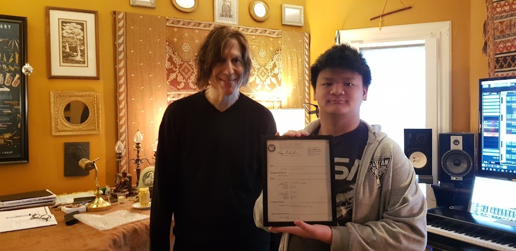 Perry Montauredes - Voice Lessons - Sunday