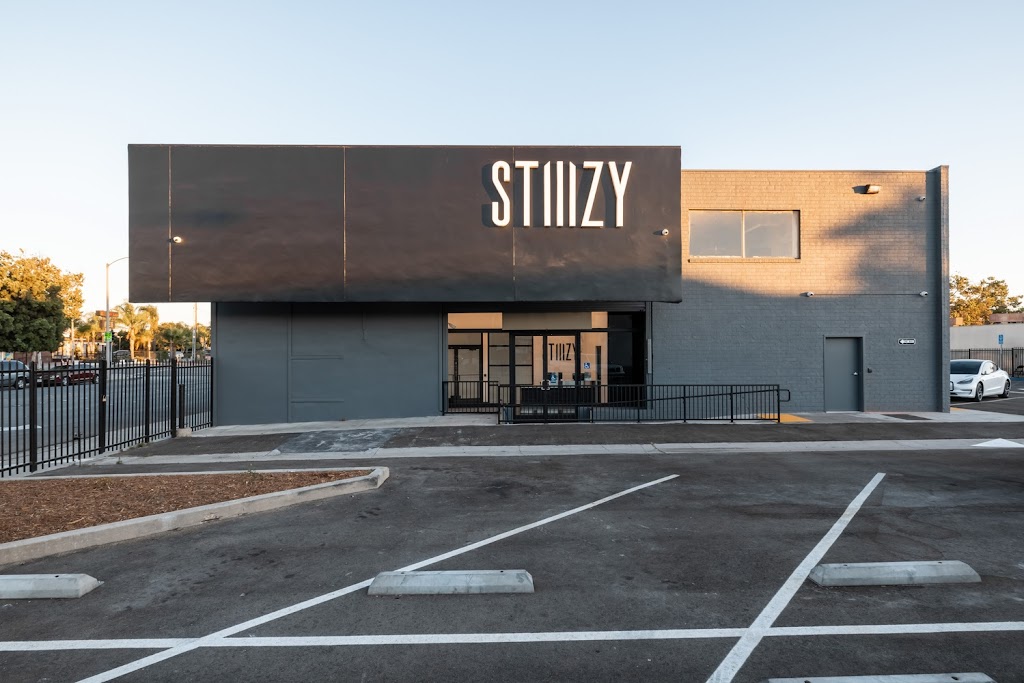 STIIIZY Pomona Cannabis Dispensary | 1605 W Holt Ave, Pomona, CA 91768, USA | Phone: (909) 325-3380