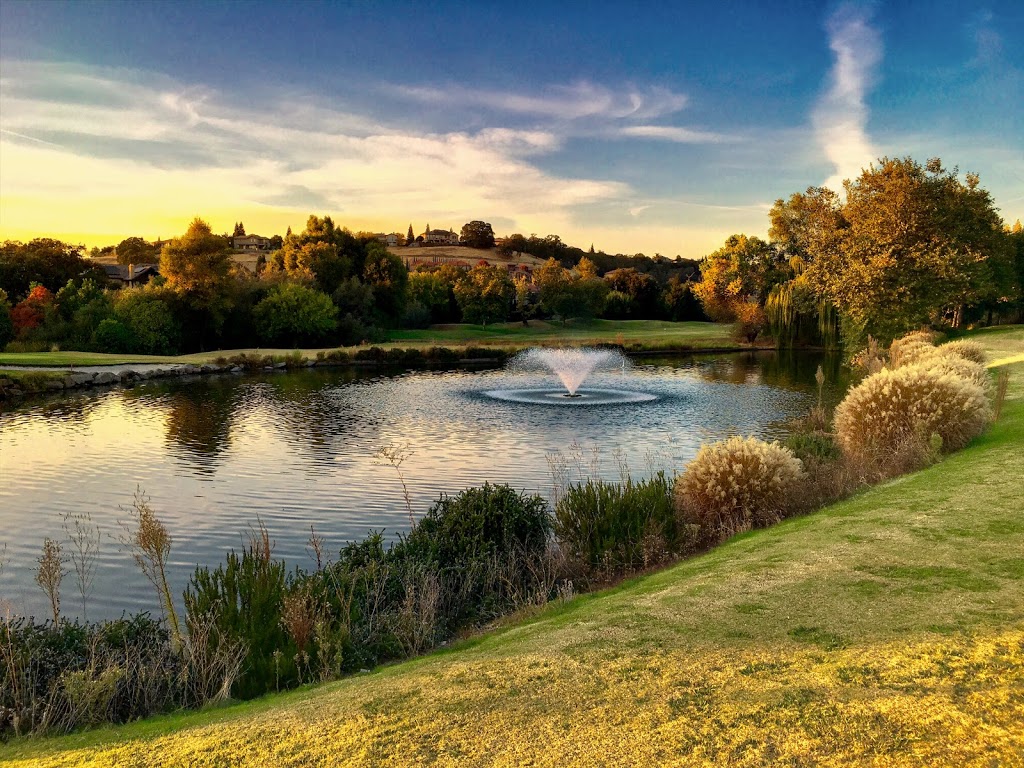 Whitney Oaks Golf Club | 2305 Clubhouse Dr, Rocklin, CA 95765, USA | Phone: (916) 632-8333