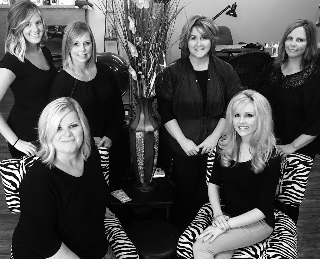 The Cut Up Salon | 568 Frankfort Rd, Shelbyville, KY 40065, USA | Phone: (502) 232-1464