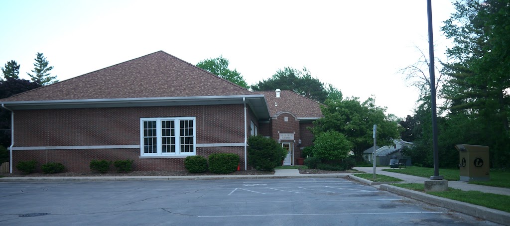 Oscar Grady Library | 151 S Main St, Saukville, WI 53080, USA | Phone: (262) 284-6022