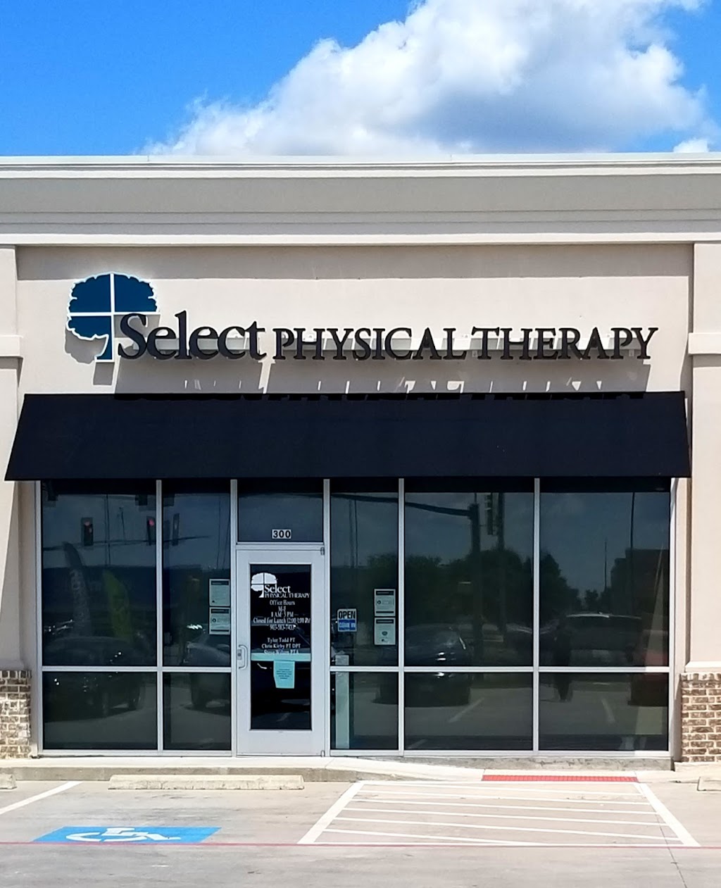 Select Physical Therapy - Bonham | 2008 State Hwy 121 Suite 300, Bonham, TX 75418, USA | Phone: (903) 583-7433