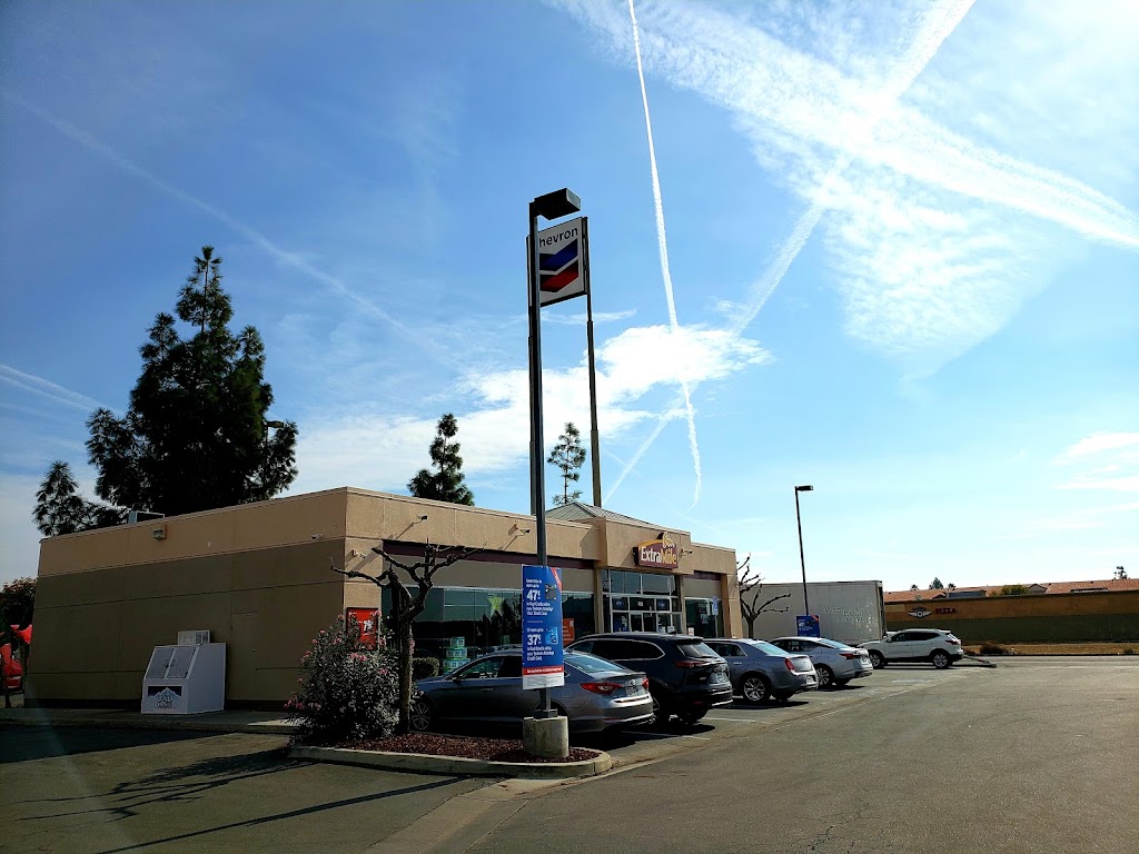 Chevron Delano | 2322 Girard St, Delano, CA 93215, USA | Phone: (661) 725-7656