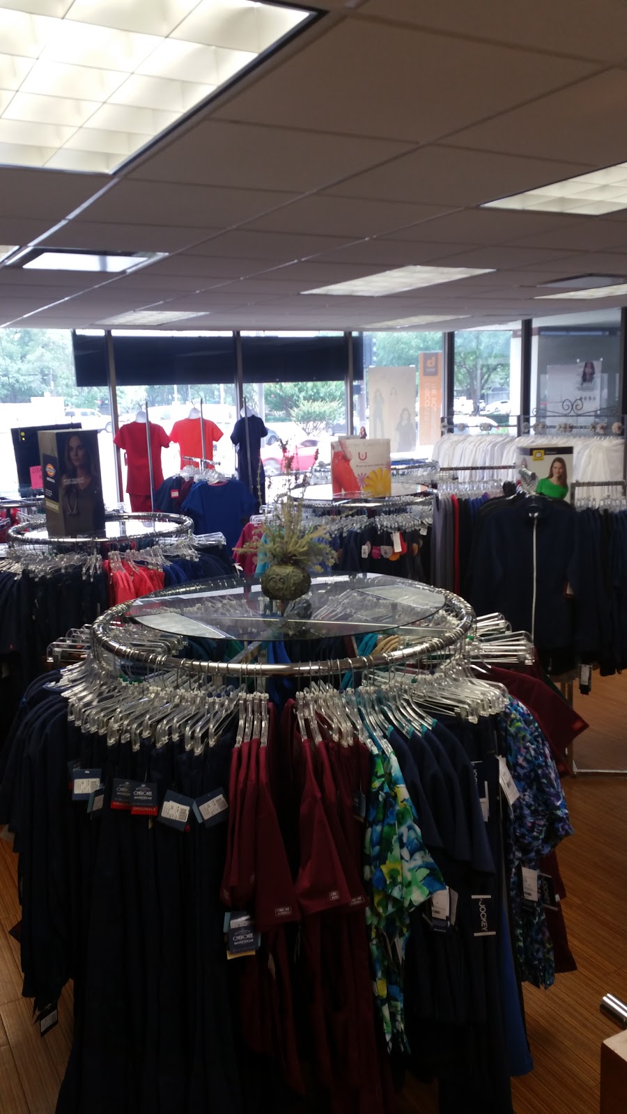 Uniform World | 3801 Gaston Ave #101, Dallas, TX 75246, USA | Phone: (214) 823-9661