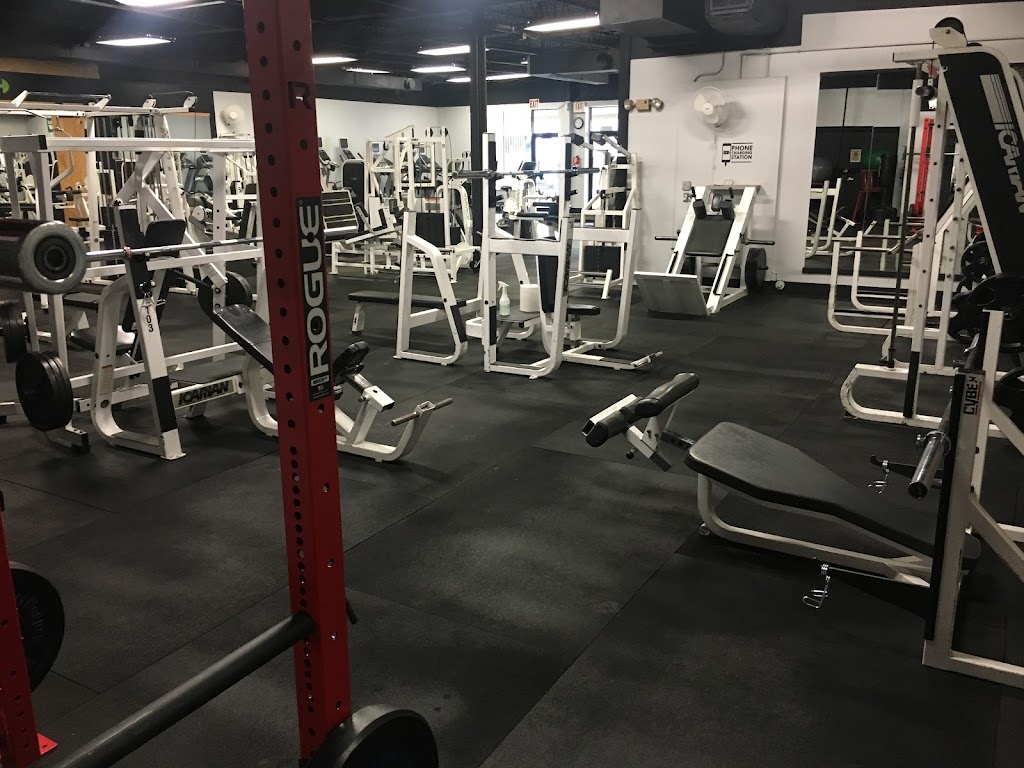 Strongsville Fit Club | 10901 Prospect Rd, Strongsville, OH 44149, USA | Phone: (216) 970-2220