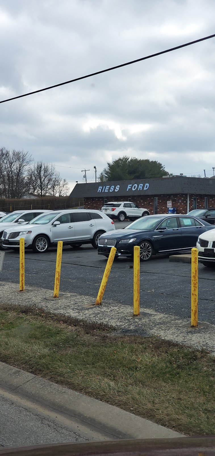 Riess Ford Sales, Inc. | 768 IL-13, Marissa, IL 62257 | Phone: (833) 809-8018