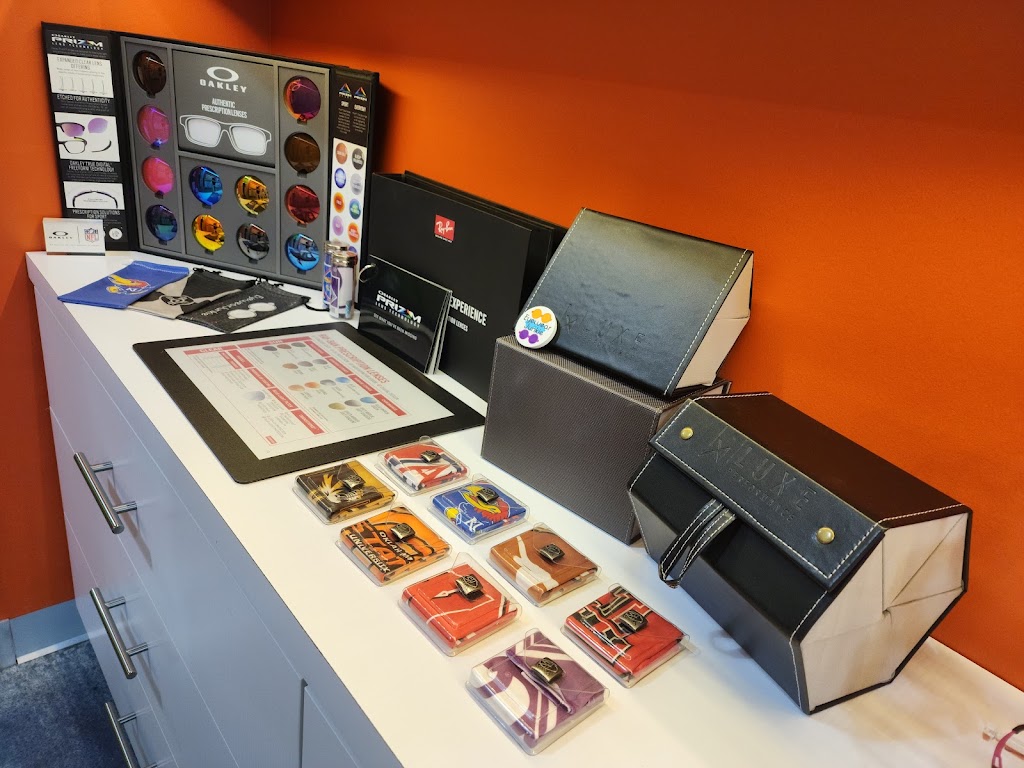 Eyewear Junkie, 2307 N Rock Rd 100b, Derby, KS 67037