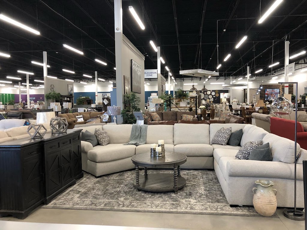 Fine Home Furnishings | 8137 E Broad St, Reynoldsburg, OH 43068, USA | Phone: (614) 407-1269