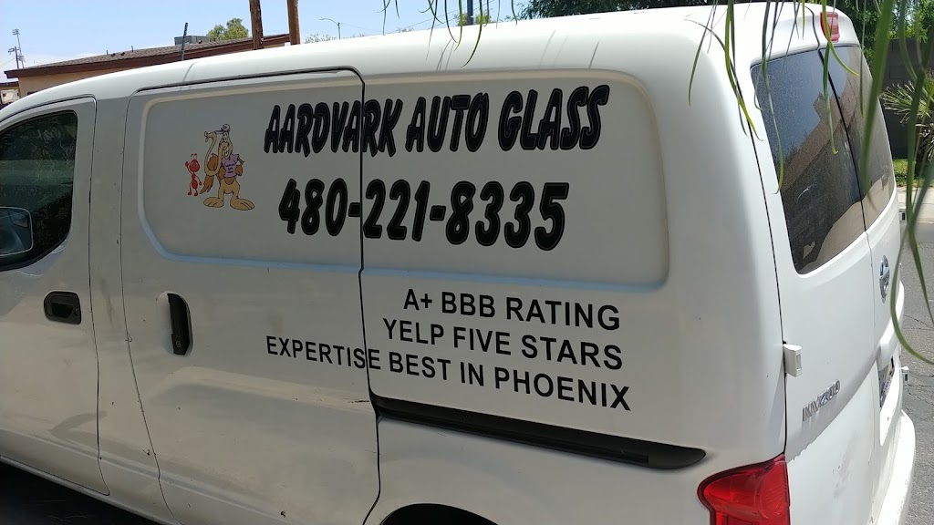 Aardvark Auto Glass | 1324 E Arrowhead Trail, Gilbert, AZ 85297, USA | Phone: (480) 221-8335