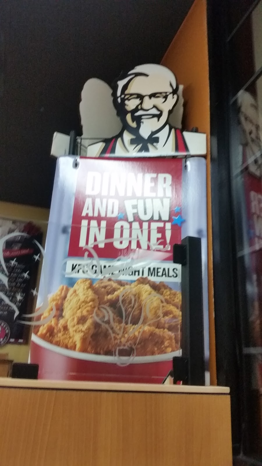 KFC | 375 E Mission Blvd, Pomona, CA 91766, USA | Phone: (909) 620-9349