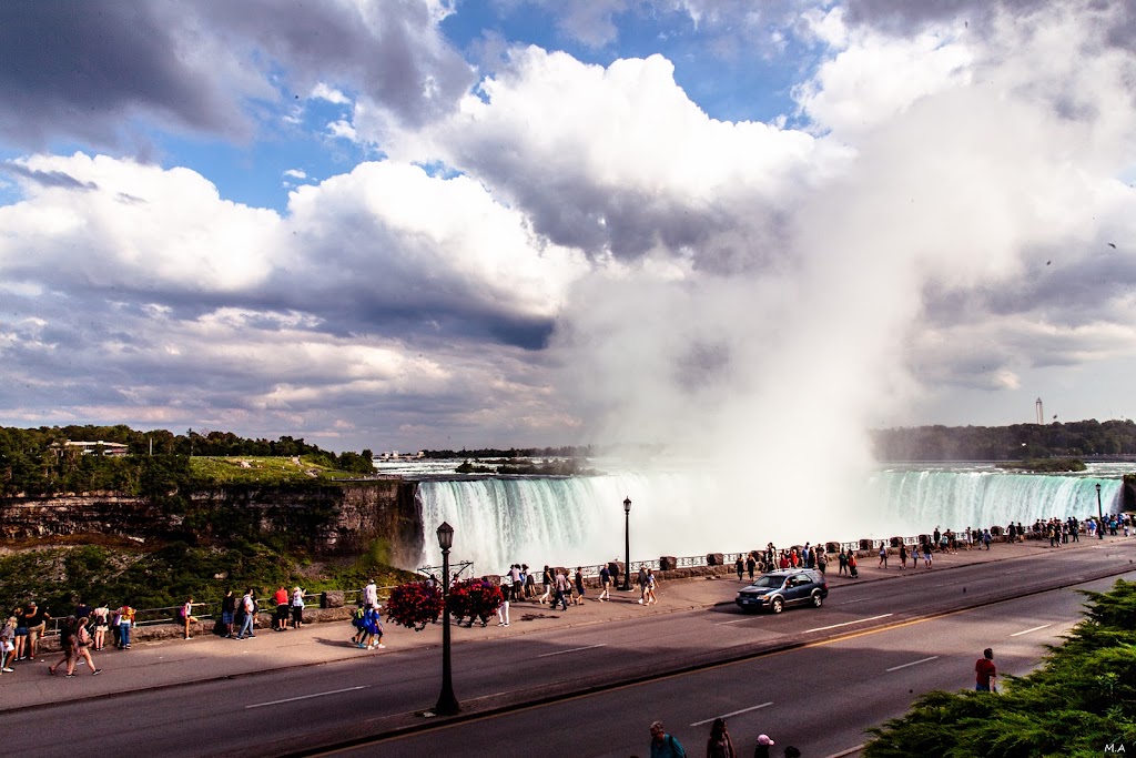 Queen Victoria Park | 6345 Niagara Pkwy, Niagara Falls, ON L2E 6X8, Canada | Phone: (905) 358-1814
