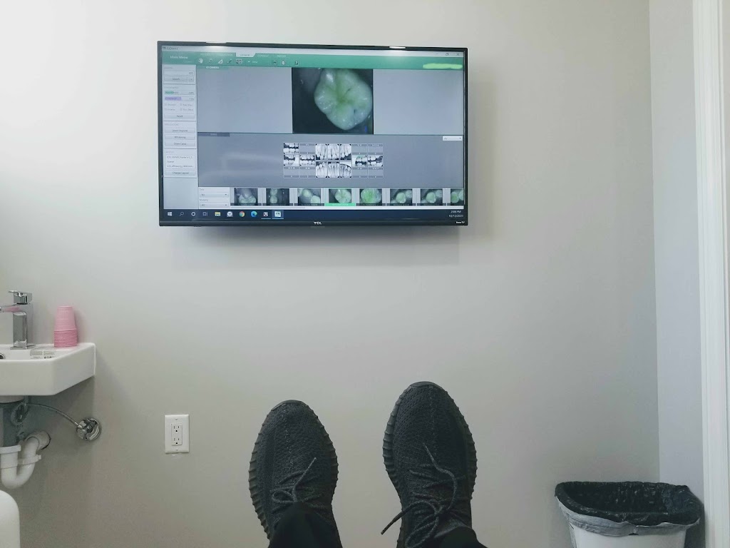 Wow Dental | 18525 Moross Rd, Detroit, MI 48224, USA | Phone: (313) 371-9880
