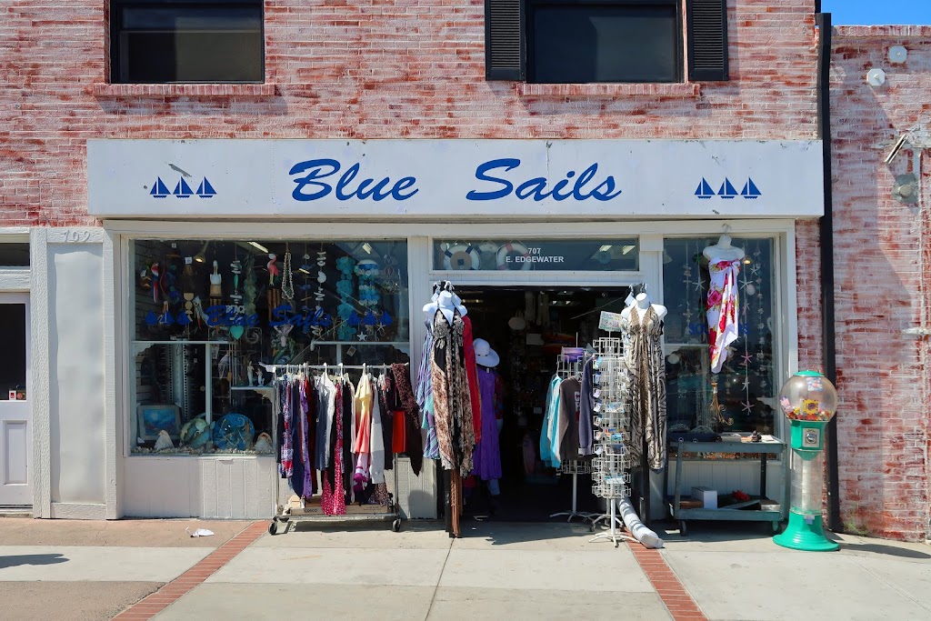 Blue Sail | 707 Edgewater Pl, Newport Beach, CA 92661, USA | Phone: (949) 723-0339