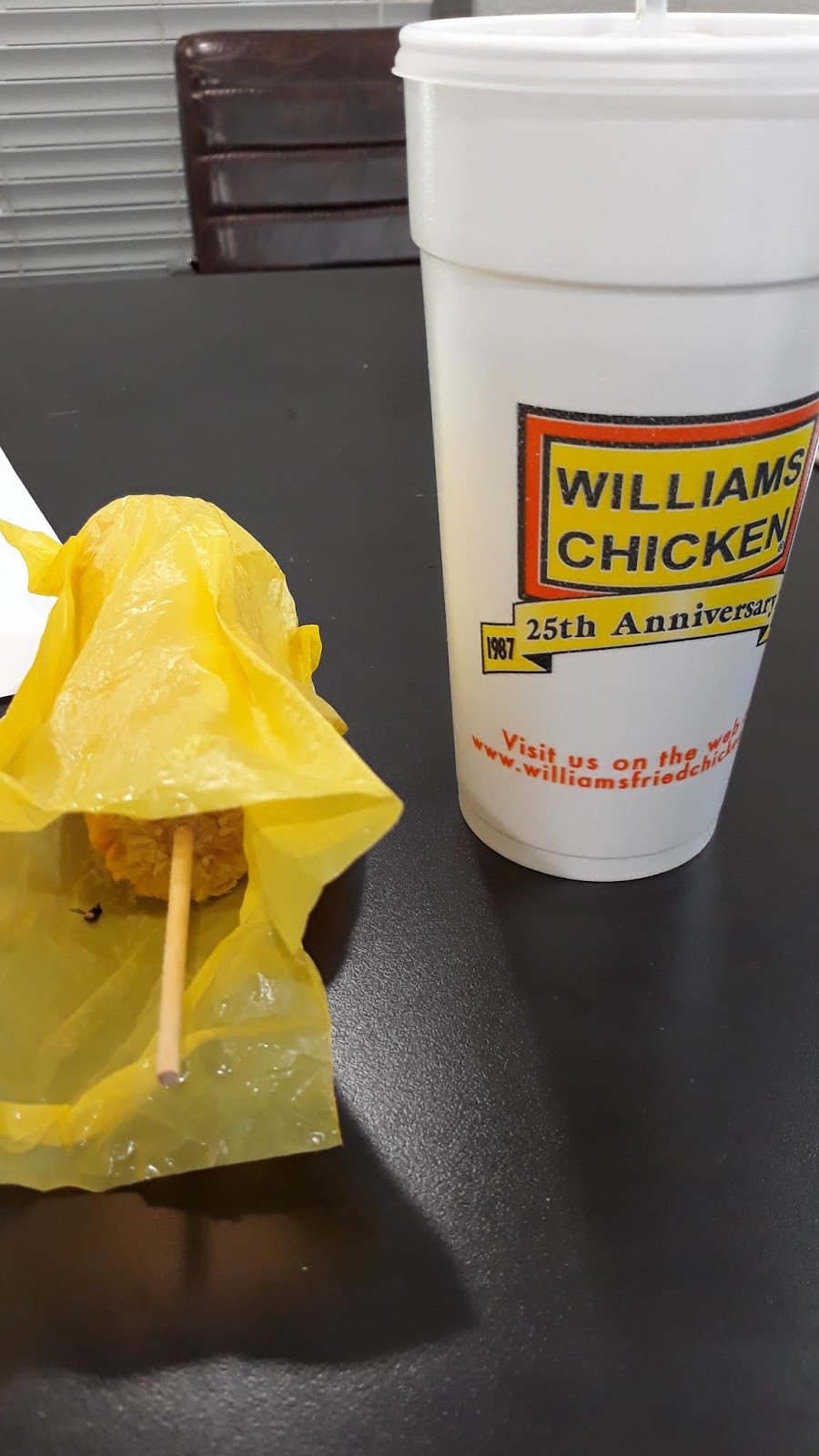 Williams Fried Chicken | 2534 E Abram St, Arlington, TX 76010 | Phone: (817) 861-5505