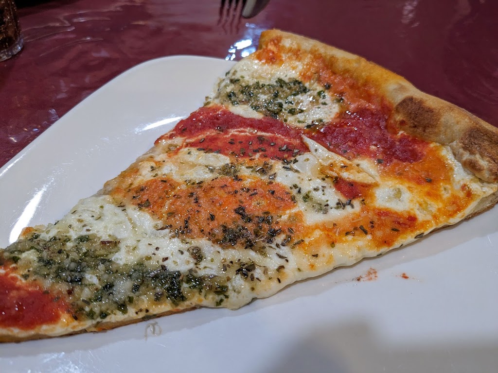 Napoli Pizza & Pasta | 33-02 35th Ave, Queens, NY 11106, USA | Phone: (718) 472-1146