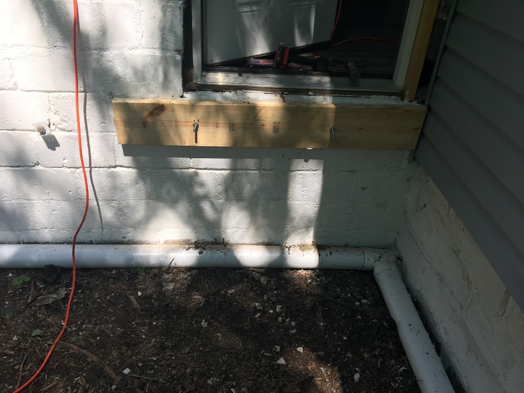 Charlies Roofing and Handyman Service | 10 Christy Ln, Washington, PA 15301, USA | Phone: (724) 372-9860