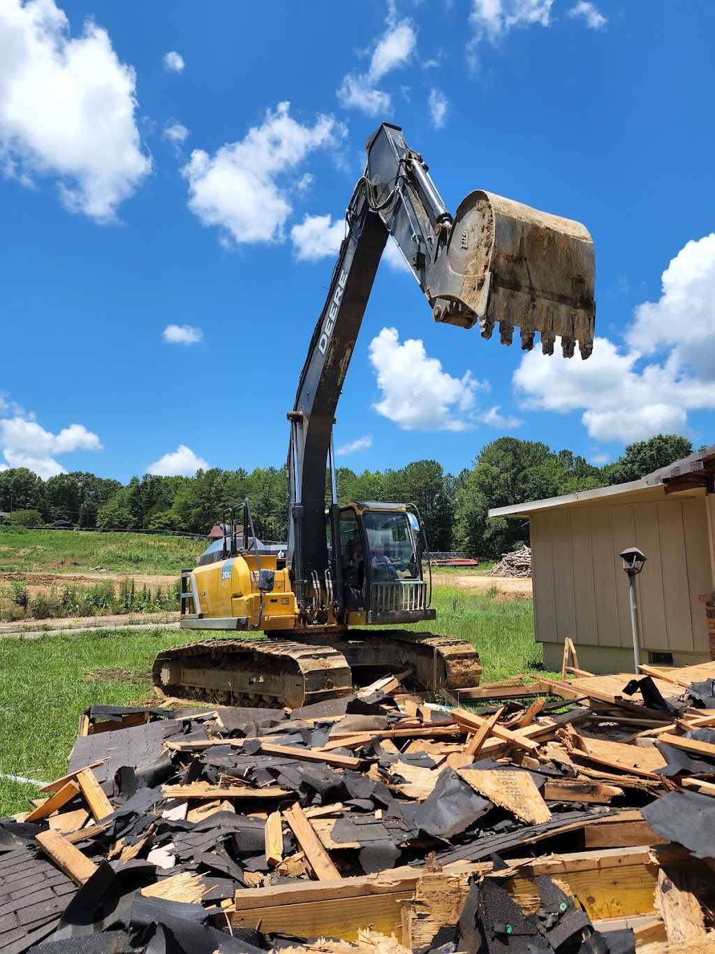 Fortson Hauling and Excavation | 309 6th St S, Oneonta, AL 35121, USA | Phone: (205) 557-8099